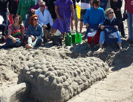 Zandsculpturen pollaroid 1a.jpg